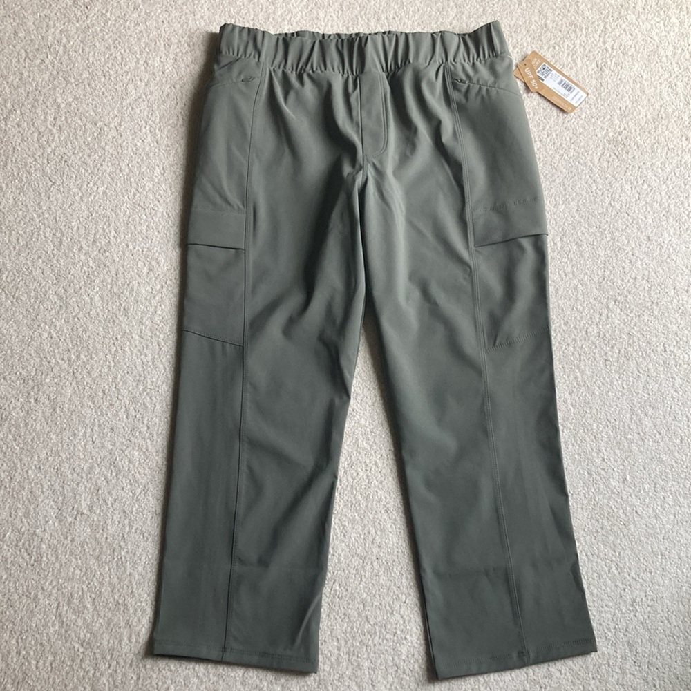 Eddie Bauer WR incline utility capri in spruce